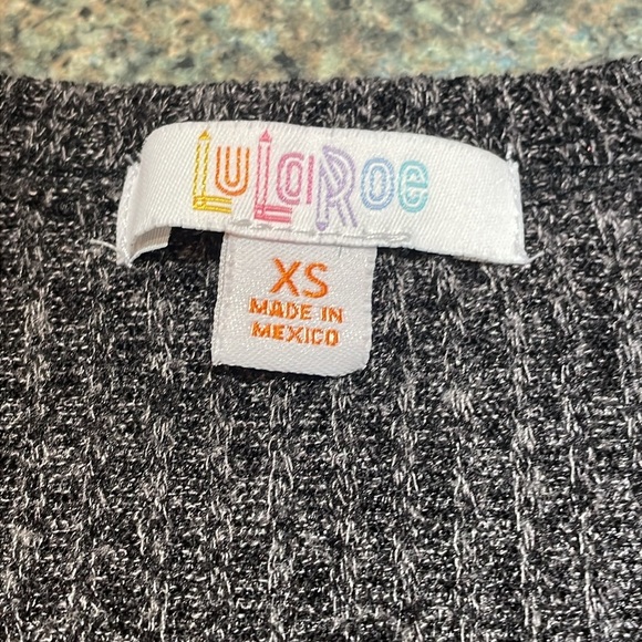 LuLaRoe XS long heathered grey open front cardigan with front pockets - Picture 8 of 9